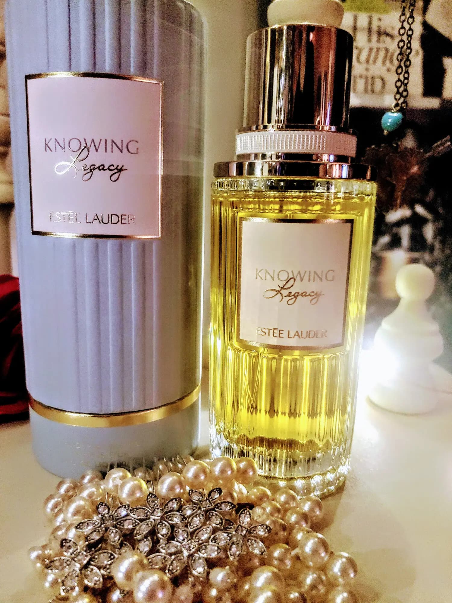 عطر ادکلن استی لودر نویینگ اصل | Estee Lauder Knowing Legacy — تصویر ۳