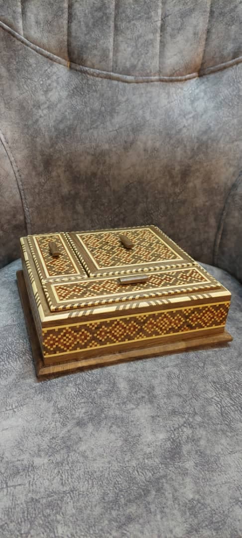 جعبه پذیرایی چوبی جُوَک کاری شده کد 10229