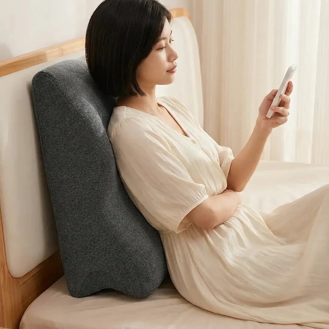 بالشت شیب‌دار مموری فوم گرین لاین مدل Relief Wedge Pillow — تصویر ۴