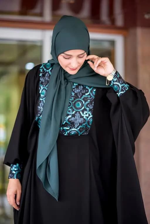 عبا حلما شایسته با خرجکار سبز
