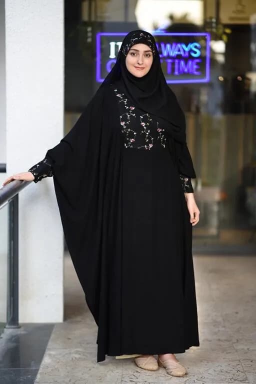 عبا حلما نهال — تصویر ۲