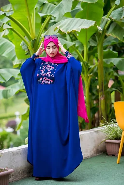عبا تابان مجلل — تصویر ۵