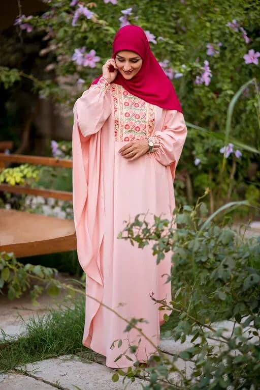 عبا آسمان نسترن
