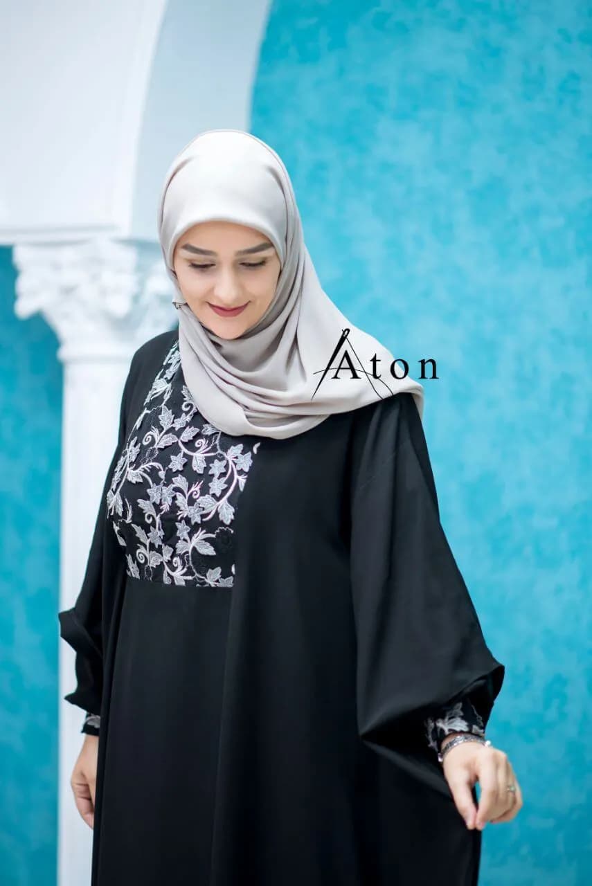 عبا آسمان مجلل — تصویر ۵