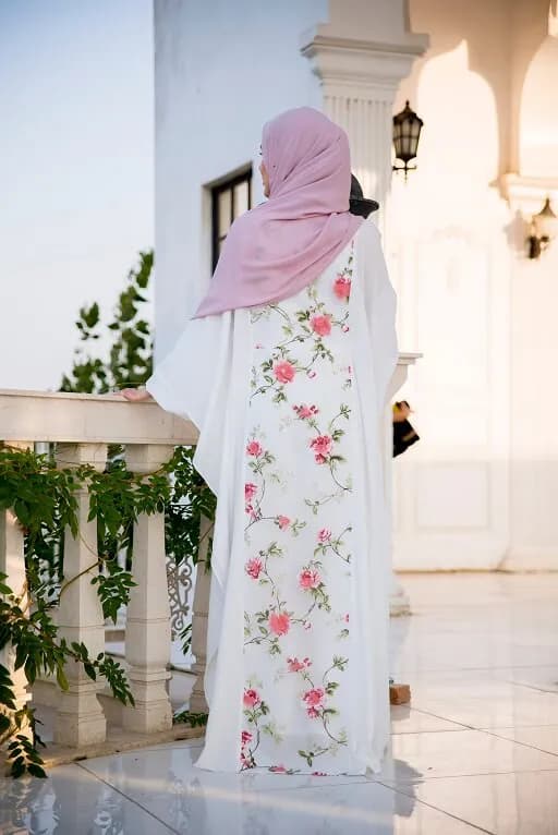 عبا حنا فرشته — تصویر ۴