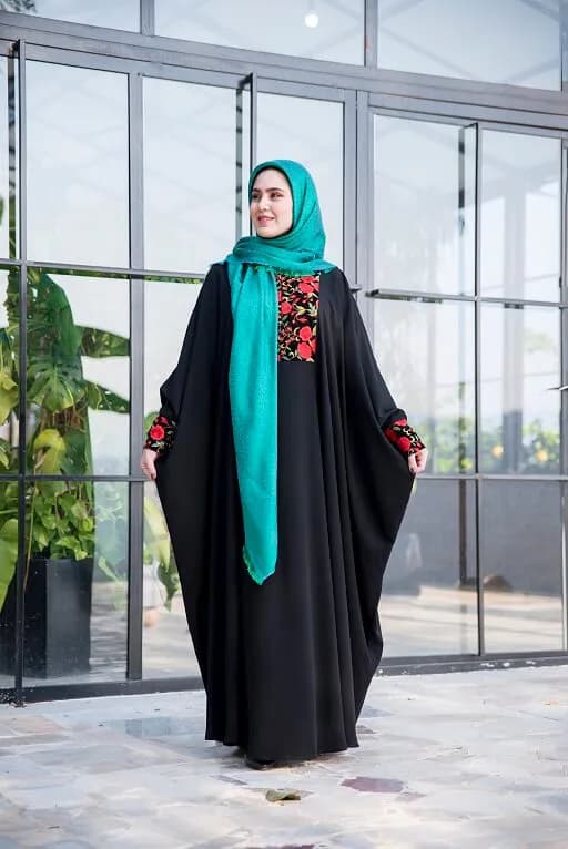 تابان گل سرخی — تصویر ۵