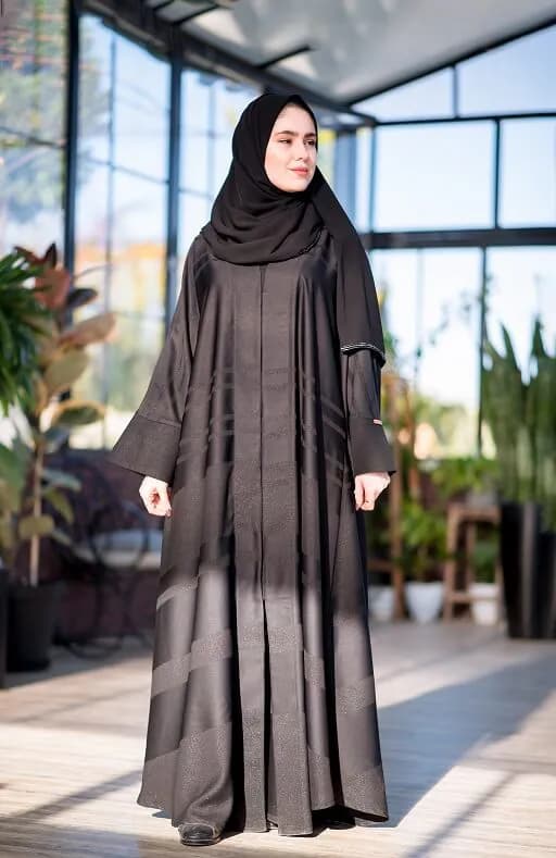 عبا نارون پوران