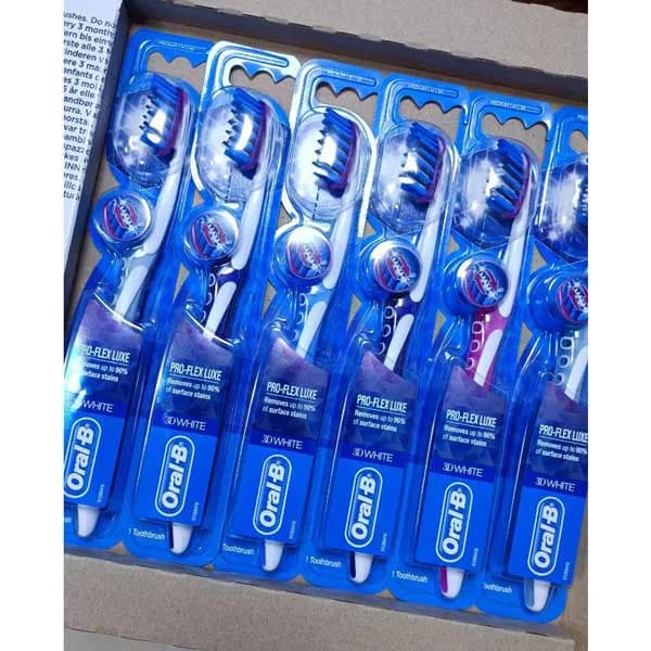 مسواک اورال بی سری Pro-Flex مدل 3D Whie Luxe برس متوسط — تصویر ۳