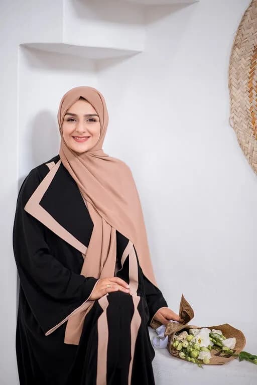 عبا اطلس — تصویر ۳