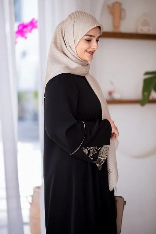 عبا فرزانه — تصویر ۳