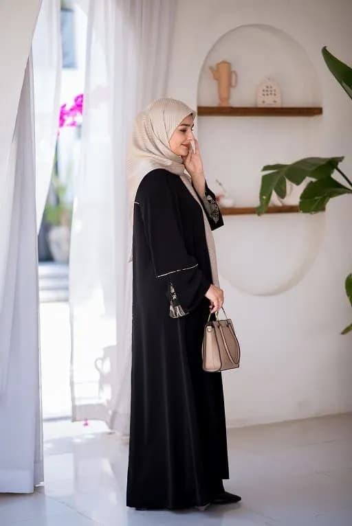 عبا فرزانه — تصویر ۲
