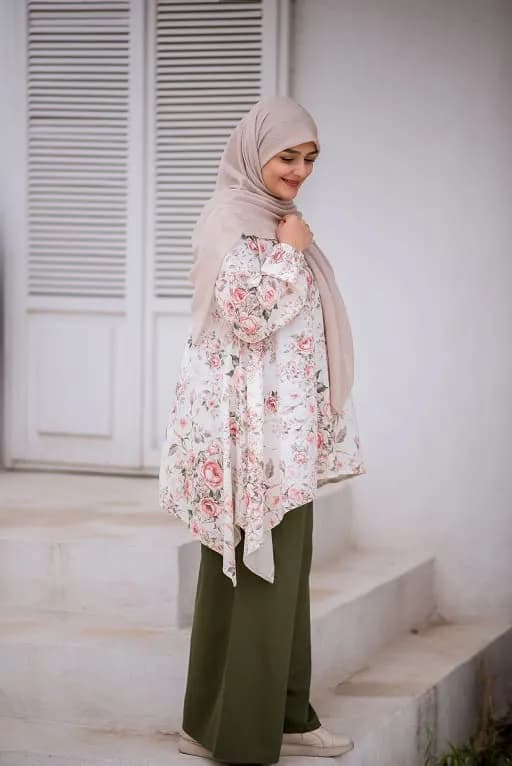 لباس الهام — تصویر ۲