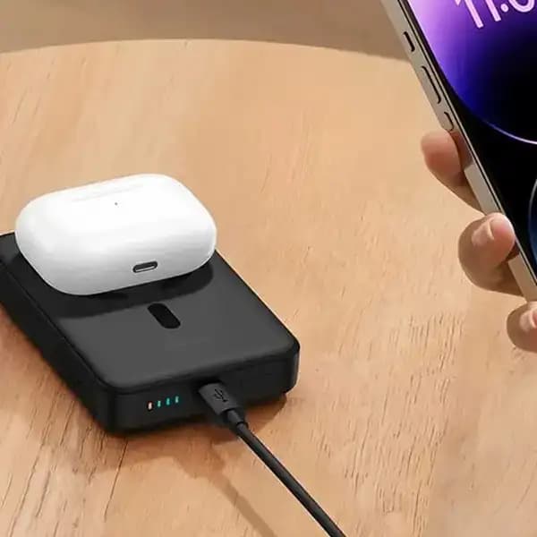 پاوربانک 10000 هزار وایرلس 15 وات تایپ سی 30 وات بیسوس مدل Baseus PPCXM1030 Magnetic Mini — تصویر ۷