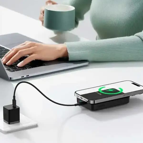 پاوربانک 10000 هزار وایرلس 15 وات تایپ سی 30 وات بیسوس مدل Baseus PPCXM1030 Magnetic Mini — تصویر ۶