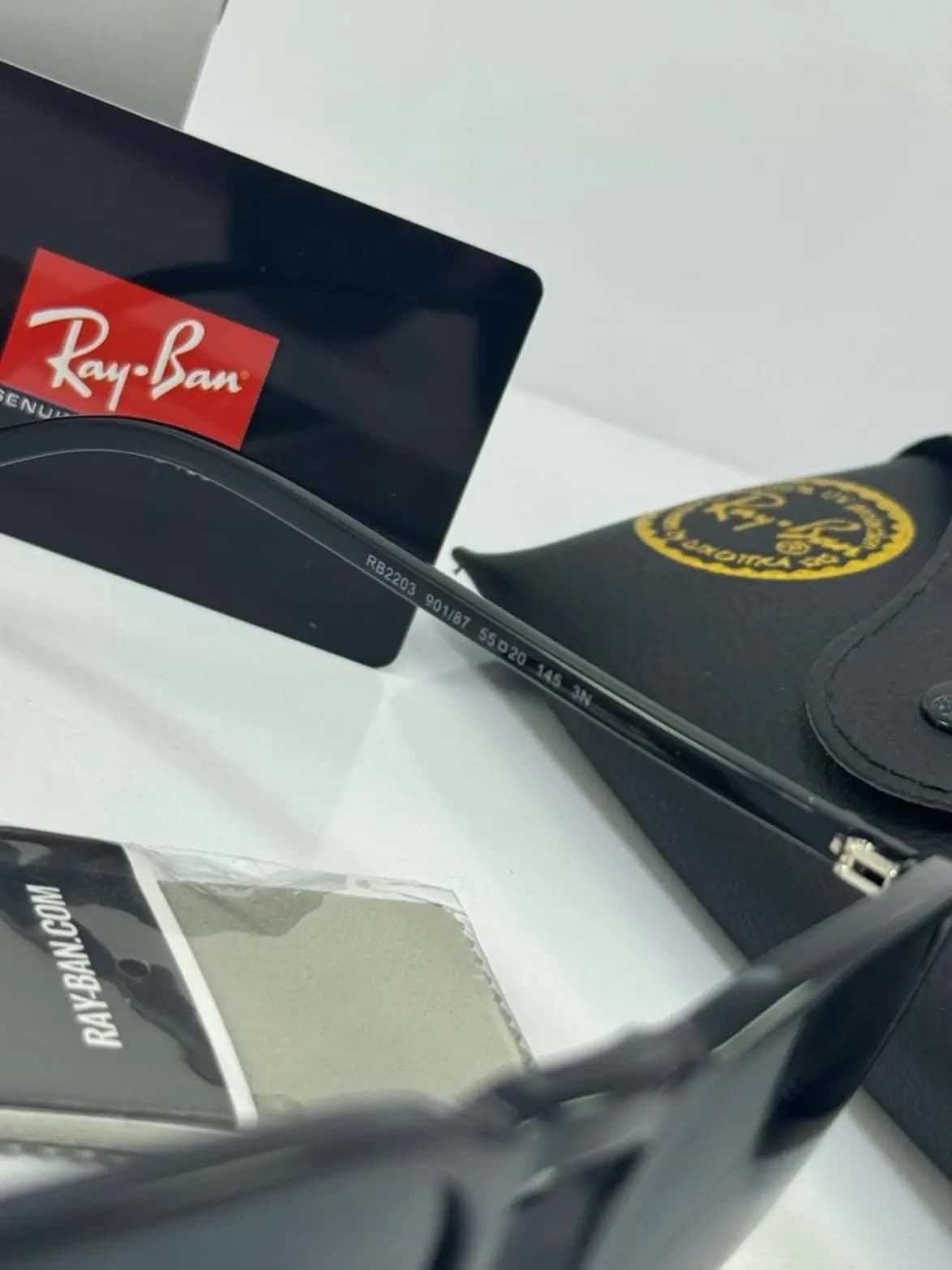 عینک ریبن مشکی rb-2203 — تصویر ۴