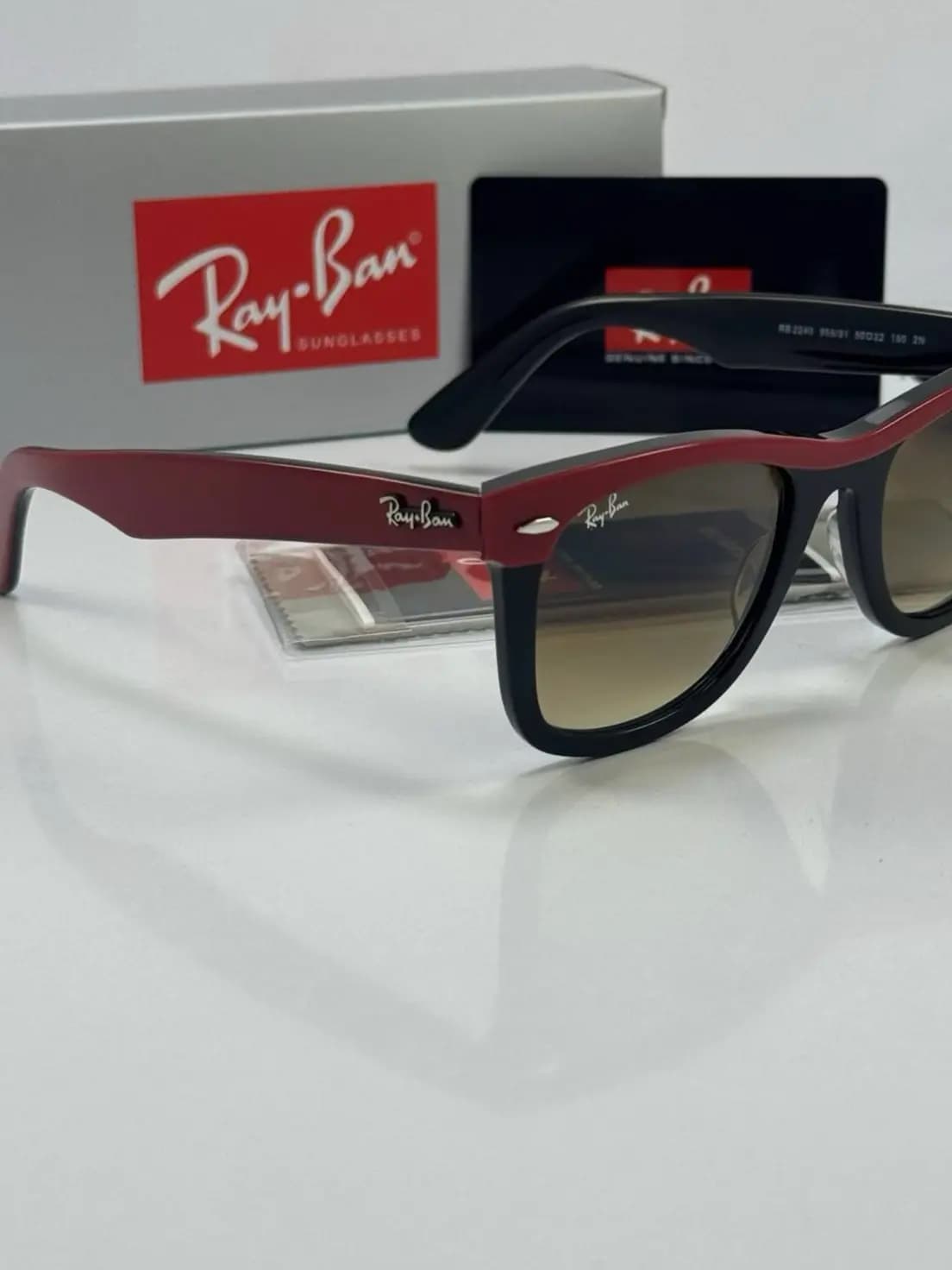 عینک ریبن قرمز rb-2240 — تصویر ۳