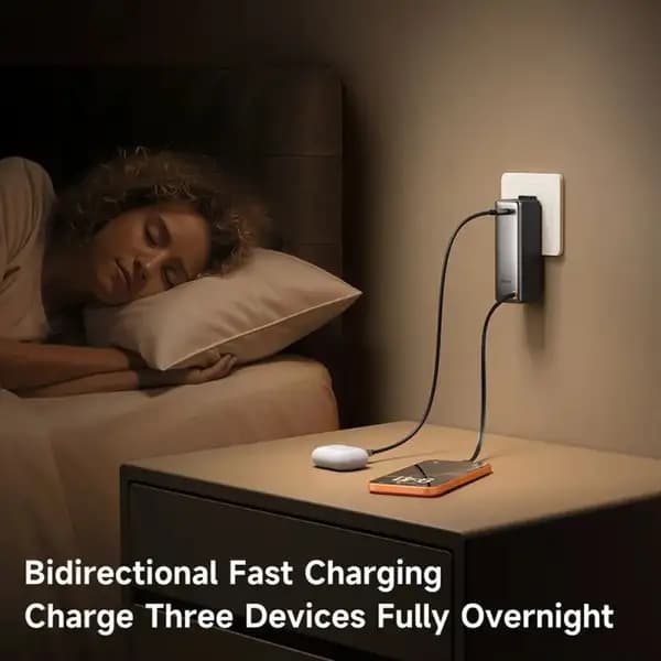پاوربانک ۱۰۰۰۰ هزار و شارژر دیواری ۳۰ وات مک دودو مدل Mcdodo FreeGo 3-in-1 10000mAh 30W MC-3181 — تصویر ۸