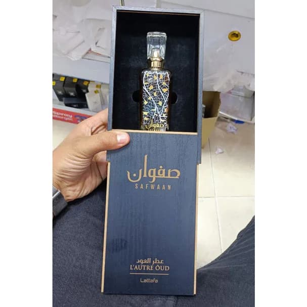 ادو پرفیوم صفوان عطر العود لطافه Safwaan حجم 100 میل — تصویر ۳