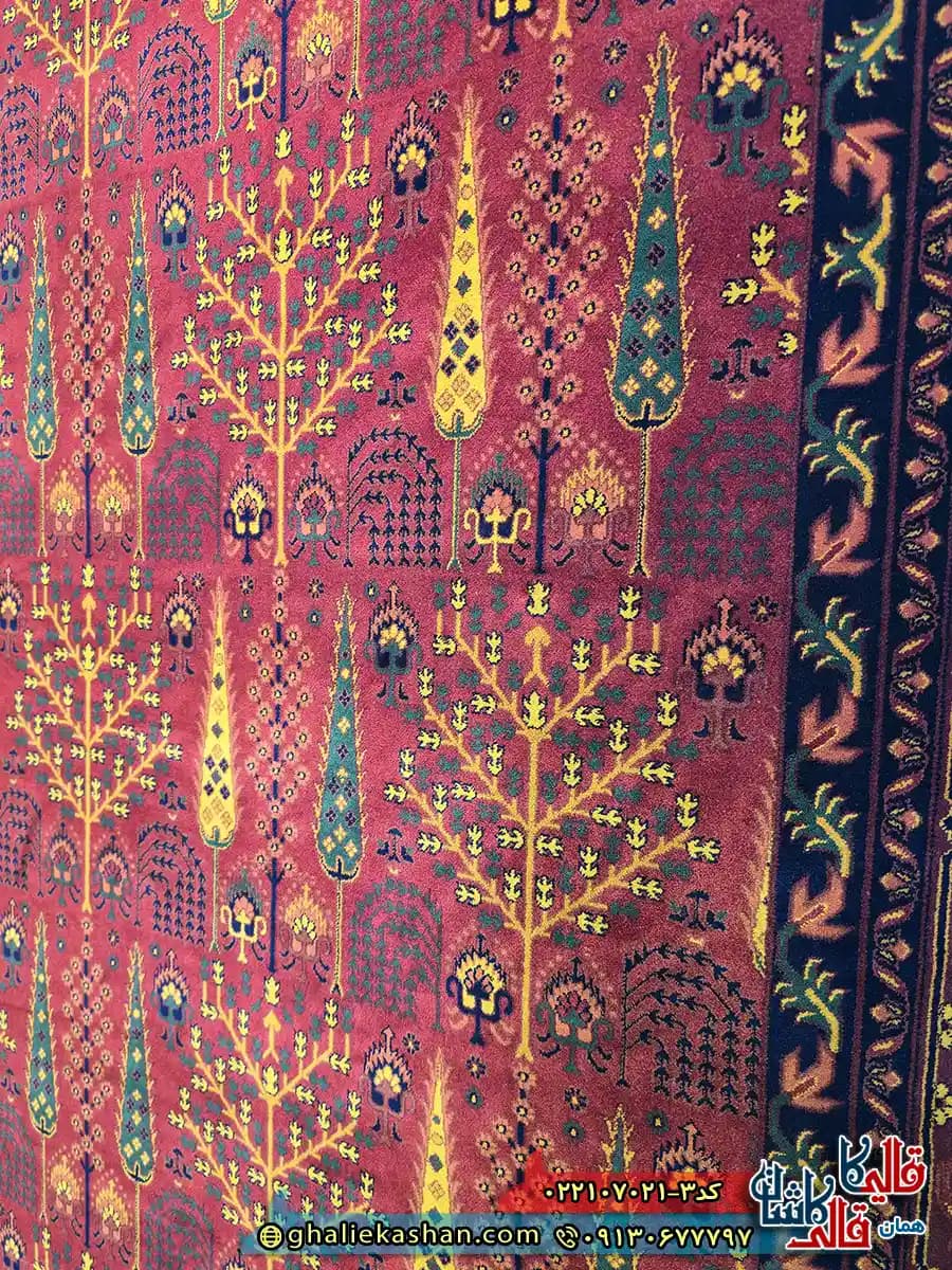 فرش سنتی 700 شانه طرح مهتا رنگ قرمز لاکی کاشان — تصویر ۴
