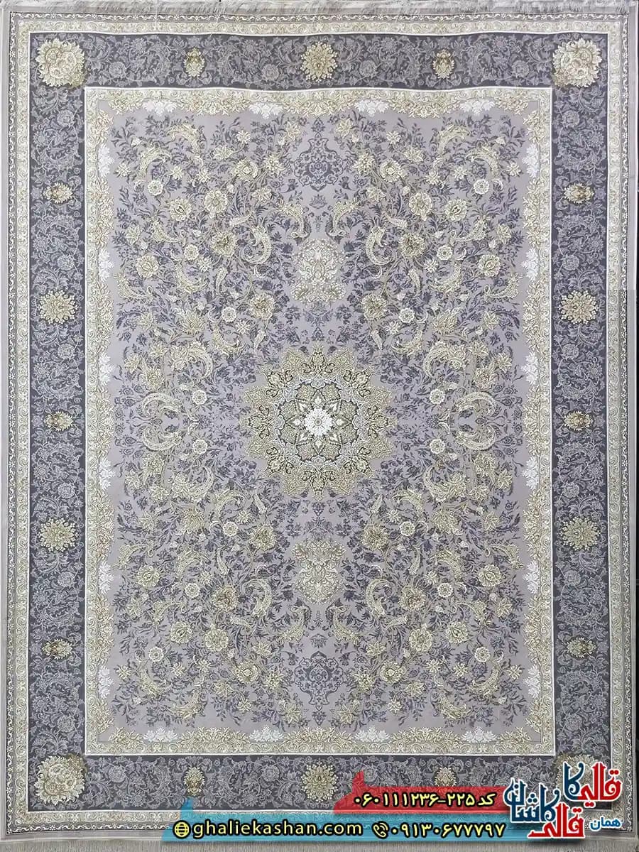 فرش طلاکوب 1200 شانه طرح پرستش رنگ طوسی یاسی گل برجسته کاشان — تصویر ۲