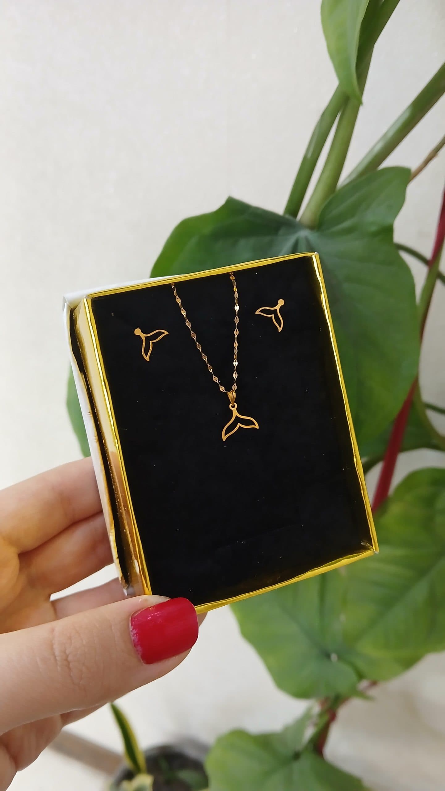 نیمست طلا وال H014