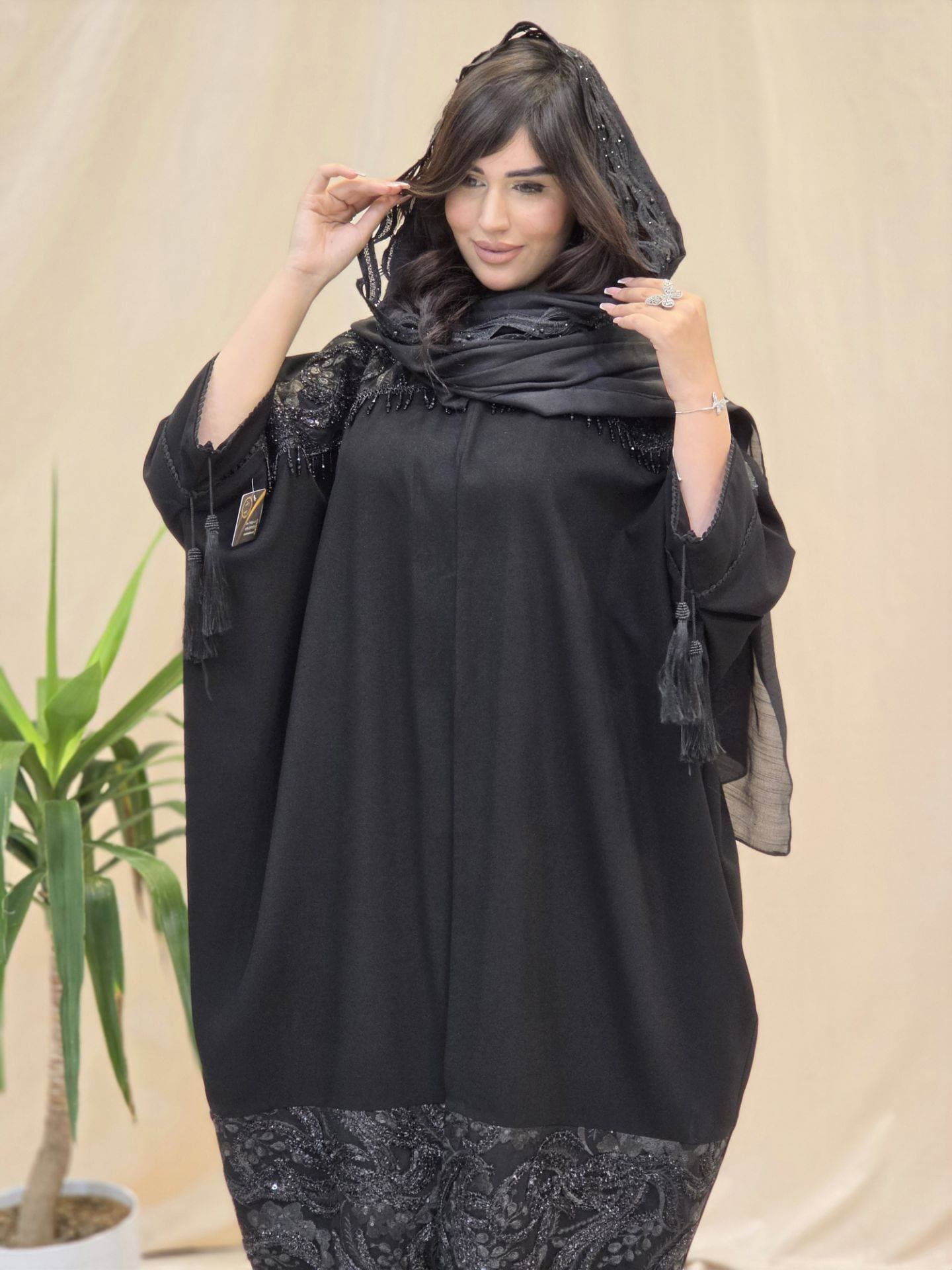 عبا مجلسی مشکی مدل سیمین-کد2028 — تصویر ۴