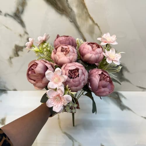 گل پیونی و شکوفه مصنوعی یاسی