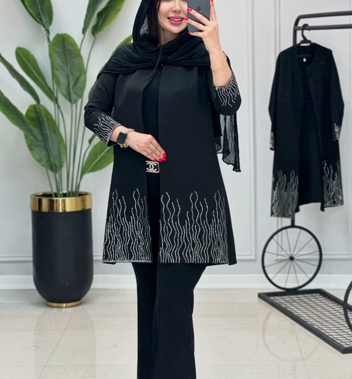 ست مانتو شلوار مجلسی نگینی راد مازراتی اعلا با نگین پرسی تضمینی — تصویر ۲