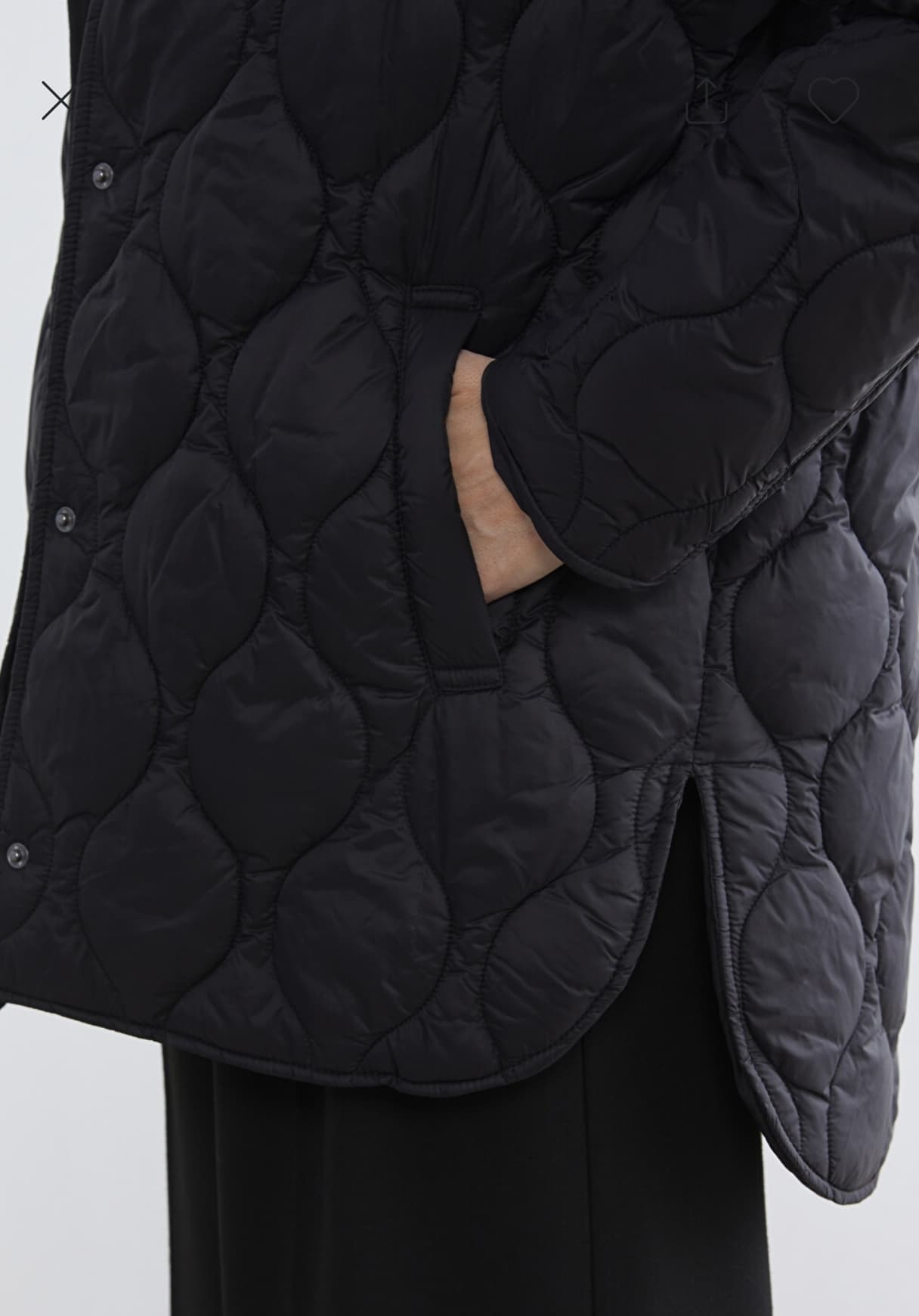 کاپشن کلاه‌دار زنانه LC Waikiki مشکی مات طرح لوزی‌دوزی (Quilted) — تصویر ۴