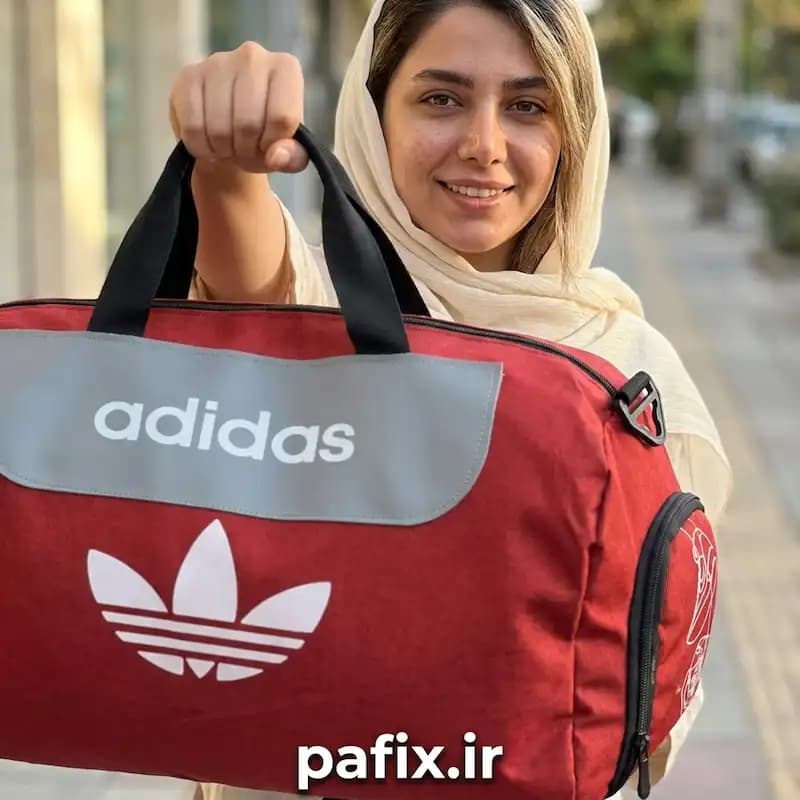 ساک ورزشی قرمز آدیداس جاکفشی دار مناسب آقایان و بانوان کد 10273 — تصویر ۲