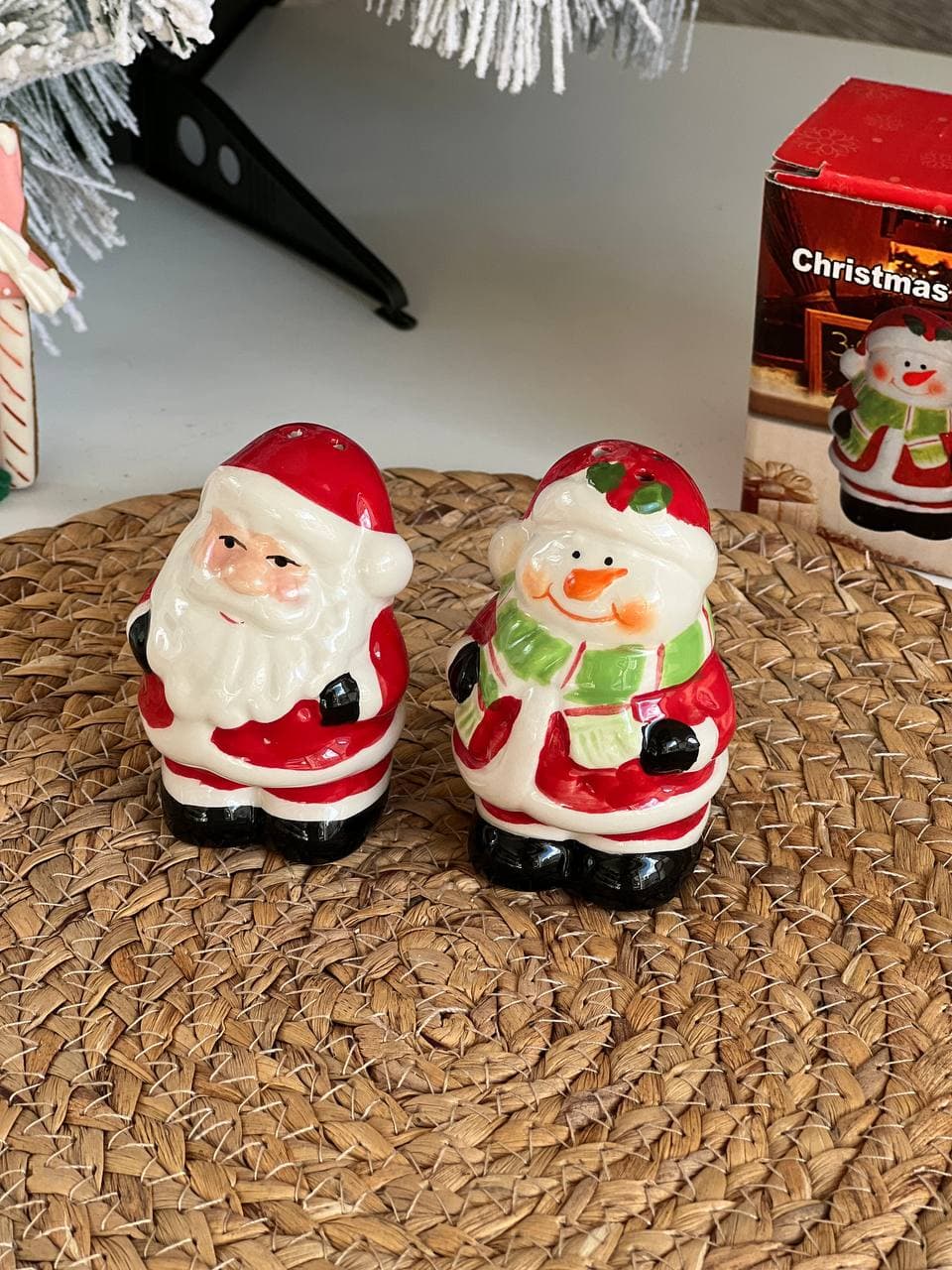 نمکدان کریسمسی طرح بابانوئل و آدم برفی ایستاده کد 19-236