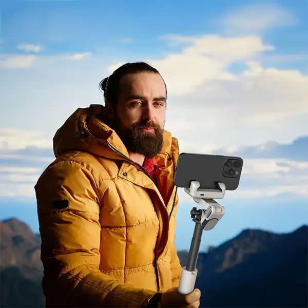 استابلایزر و سه‌پایه هوشمند موبایل گرین لاین مدل Green Lion Palermo Gimbal Tripod Stand with Remote Control — تصویر ۴