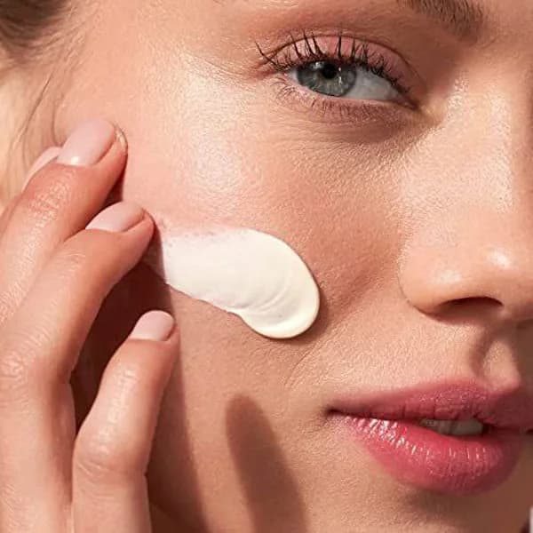 ضد آفتاب اولترا شیر نوتروژنا Neutrogena Ultra Sheer بی رنگ SPF 70 — تصویر ۴