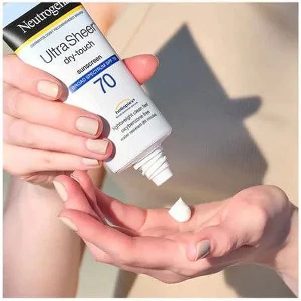 ضد آفتاب اولترا شیر نوتروژنا Neutrogena Ultra Sheer بی رنگ SPF 70 — تصویر ۳
