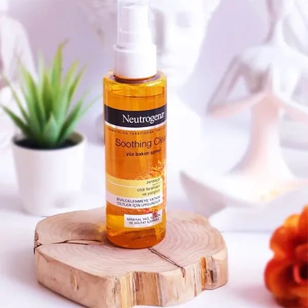 اسپری تونر زردچوبه نوتروژینا مدل clear smooth حجم 125 میل — تصویر ۴