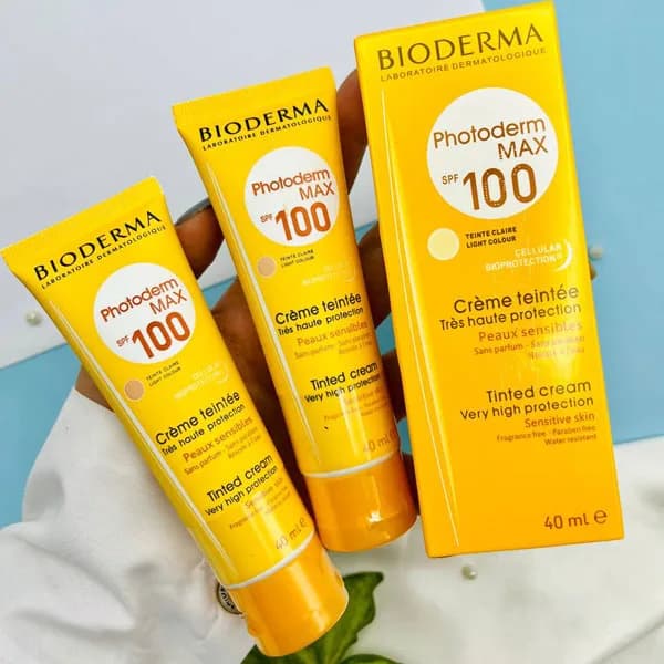کرم ضد آفتاب SPF100 فتودرم مکس رنگ روشن بایودرما BIODERMA حجم 40 میل — تصویر ۳