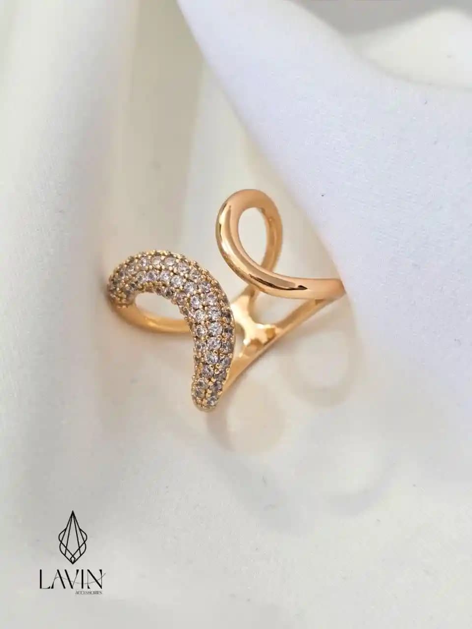 انگشتر منحنی نگین‌دار ژوپینگ کد 7402