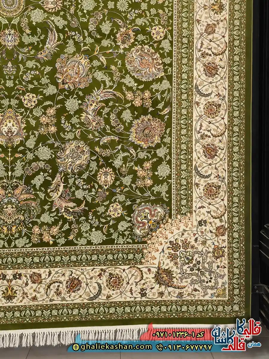فرش 1200 شانه طرح افشان سلطنتی رنگ سبز کاشان — تصویر ۳