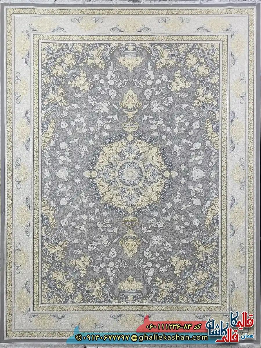 فرش طلاکوب 1200 شانه طرح ترلان رنگ طوسی نقره ای گل برجسته کاشان — تصویر ۲