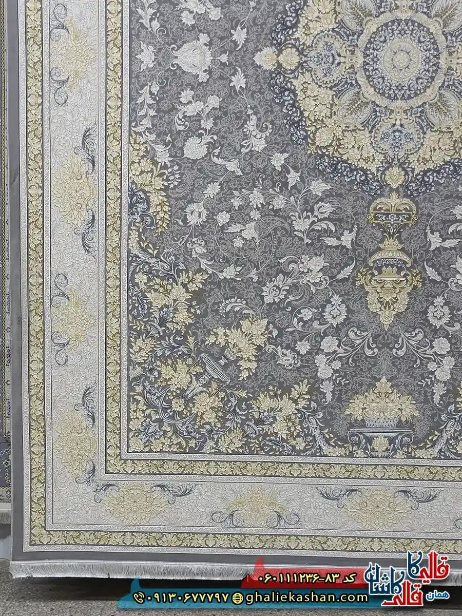 فرش طلاکوب 1200 شانه طرح ترلان رنگ طوسی نقره ای گل برجسته کاشان — تصویر ۳
