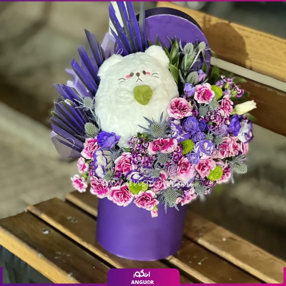 باکس عروسک و گل