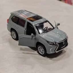 اسباب بازی ماشین فلزی لکسوس Lexus ال ایکس 570 — تصویر ۳