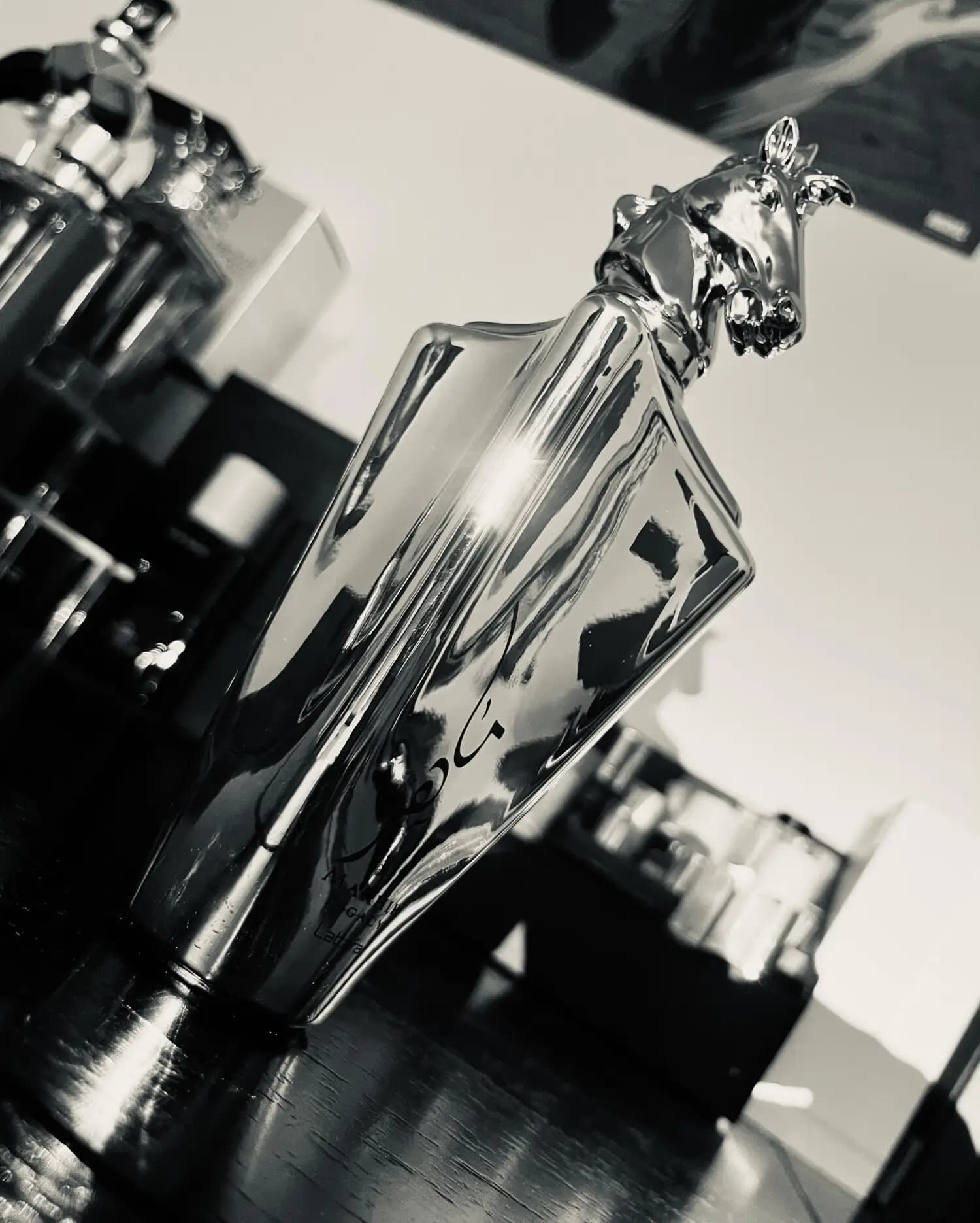 عطر ادکلن لطافه ماهر نقره ای لگیسی اصل | Lattafa Perfumes Maahir Legacy — تصویر ۴