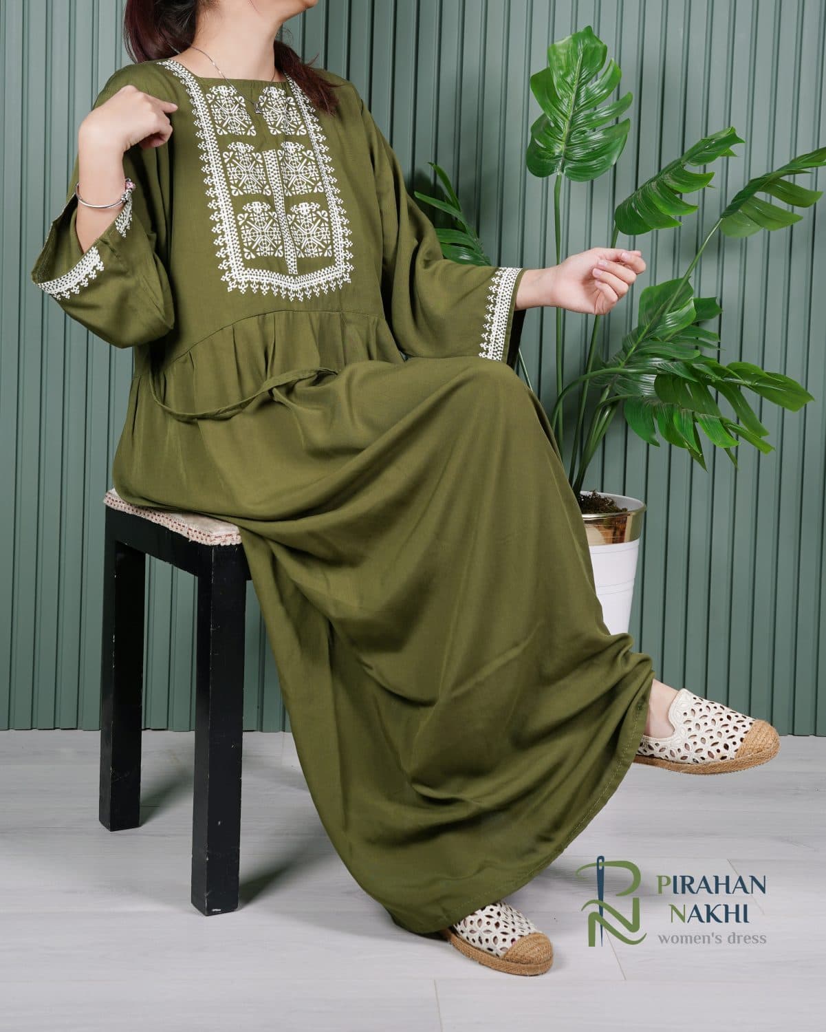 ساحلی نخی طرح نورا A7353 — تصویر ۴