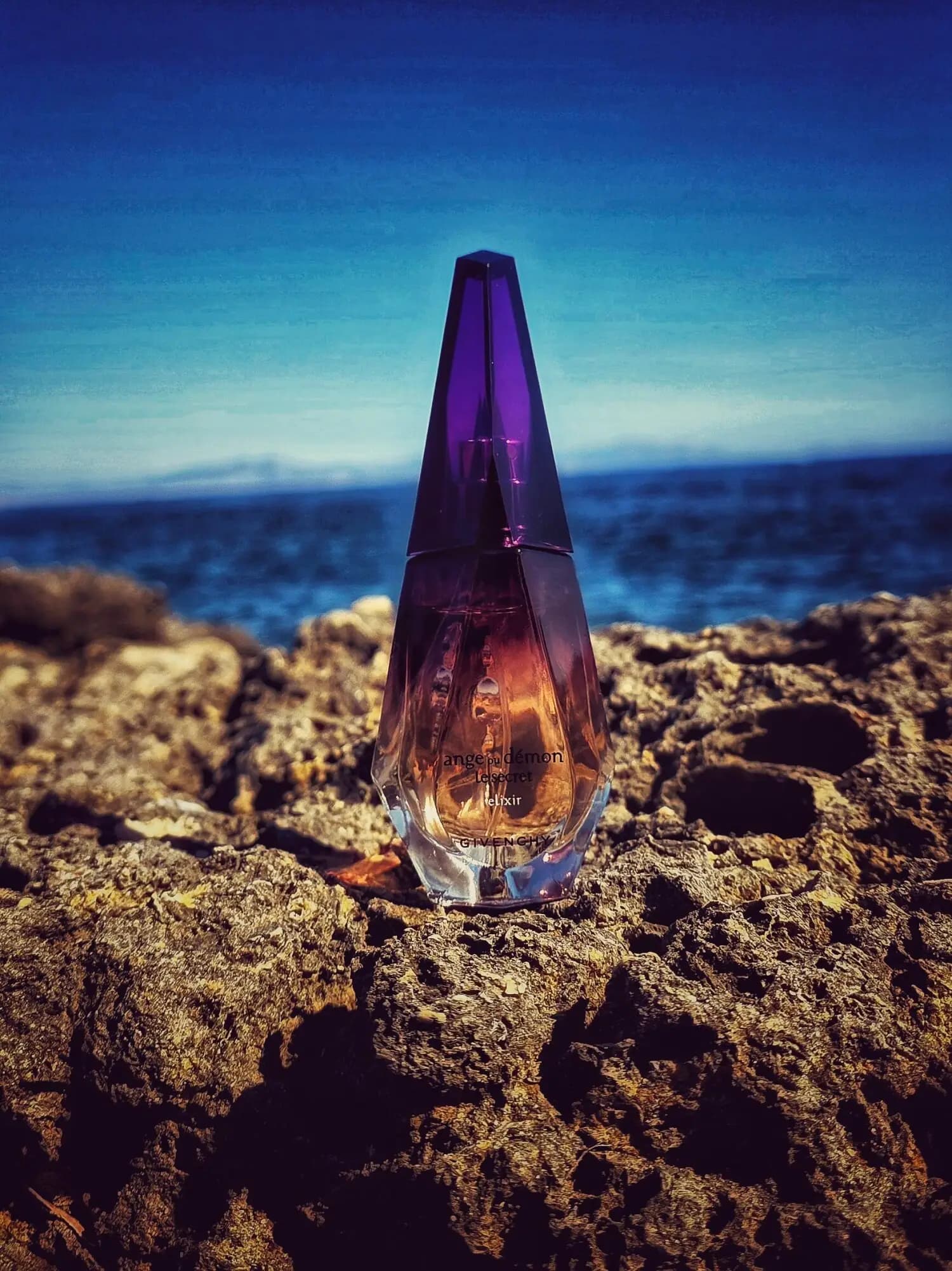 عطر ادکلن جیوانچی آنژ او دمون له سکرت الکسیر اصل | Givenchy Ange ou Demon Le Secret Elixir — تصویر ۵