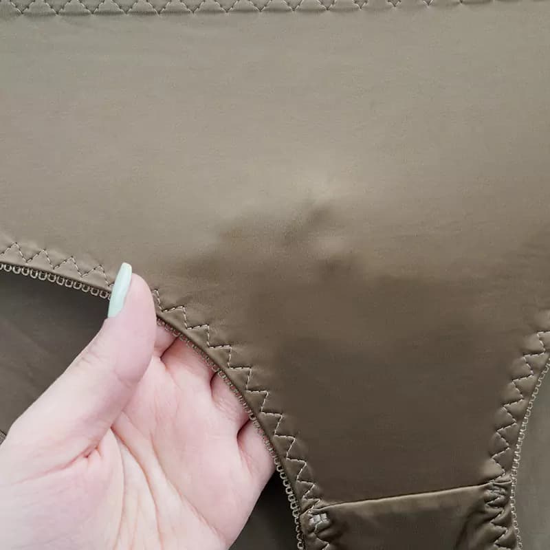 ست شورت و سوتین اسفنجی دخترانه ساتن بدون فنر هارنس دار جلو دکمه — تصویر ۶