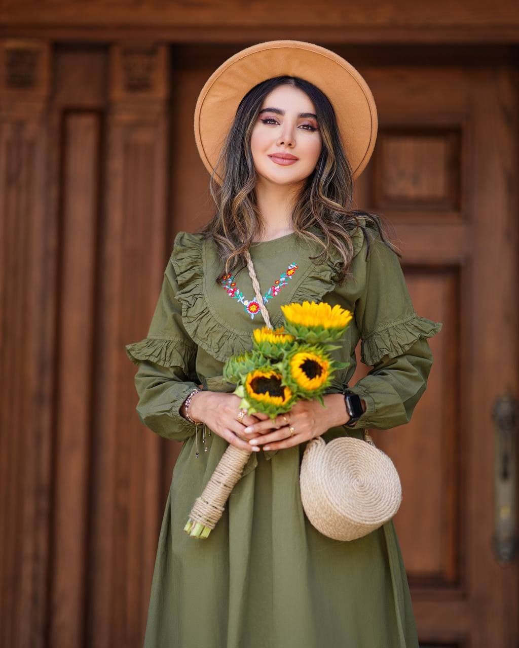 پیراهن بلنددخترانه تابستانی گلدوزی — تصویر ۳