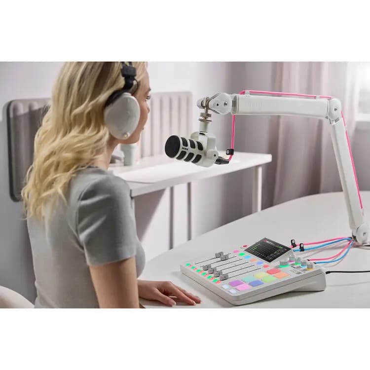 میکروفون پادکست داینامیک RODE PodMic USB and XLR Dynamic Microphone White — تصویر ۵