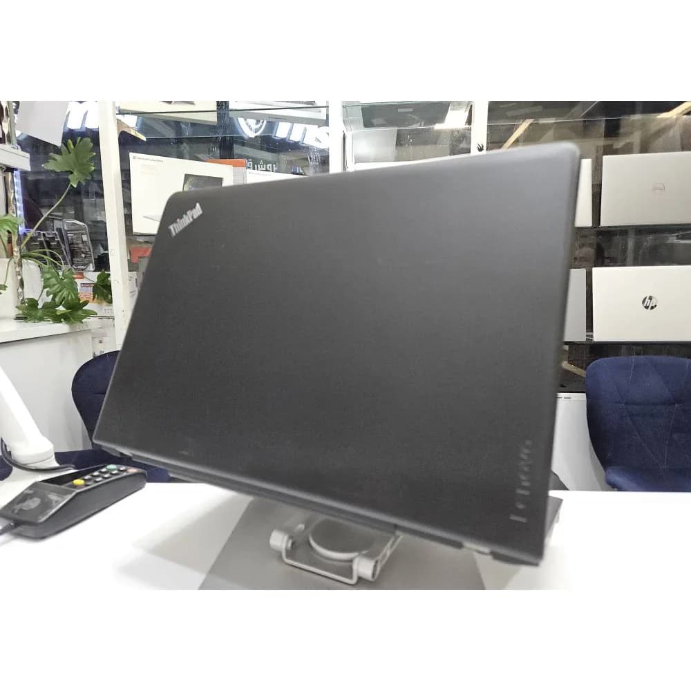 لپ تاپ لنوو مدل ThinkPad E570 | پردازنده Core i5 – رم 8 – حافظه داخلی 256 گیگابایت – صفحه نمایش 15 اینچ HD — تصویر ۴