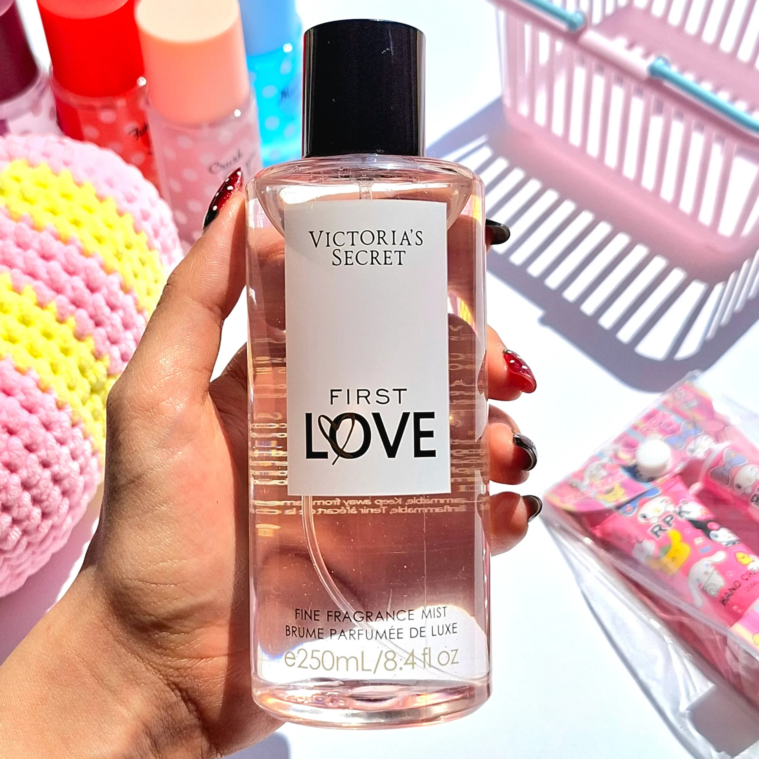 بادی میست ویکتوریا سیکرت رایحه FIRST LOVE